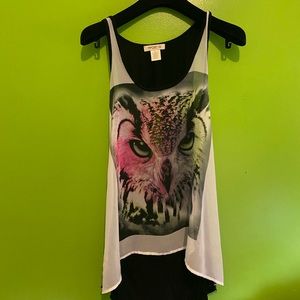 Arden B. Size XS owl flowy top with open back